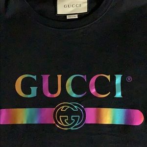 Gucci shirt. Size Large.